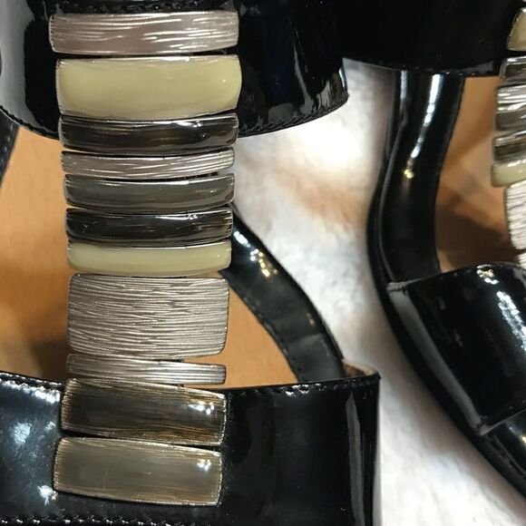 Sofft | embellished sandals Sz 8W - Picture 2 of 6